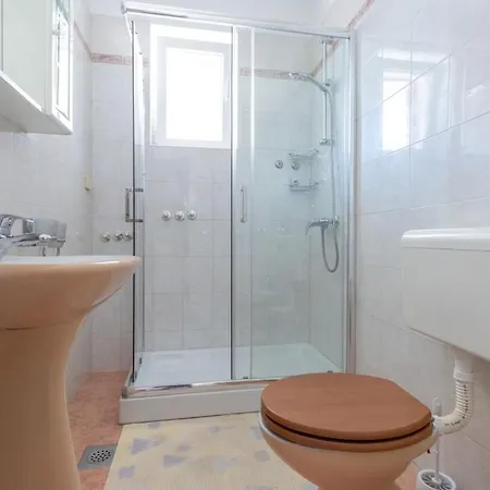 Captain Miro Apartmán Baška