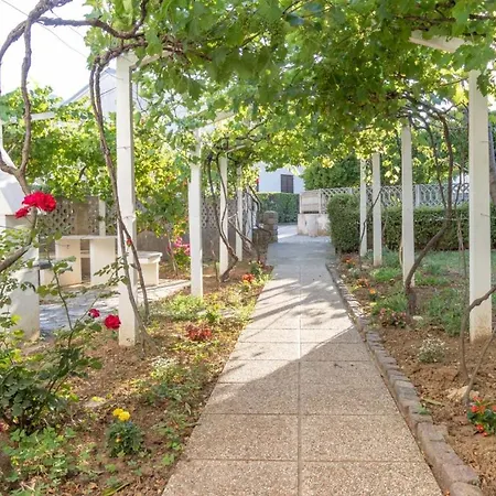 Apartment Captain Miro Baska (Krk)
